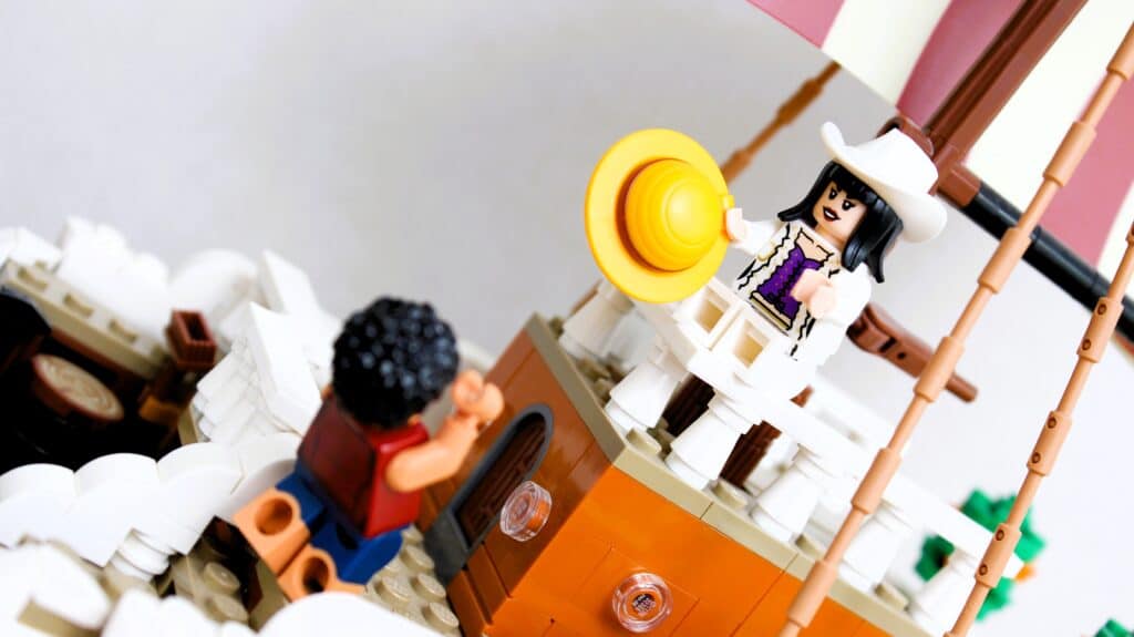 lego one piece 75646 garp's marine battleship 03
