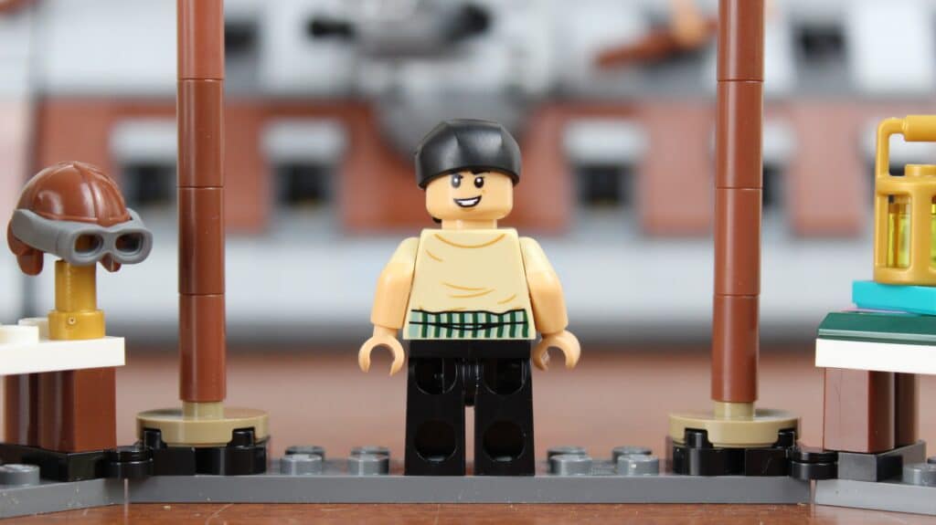 lego one piece 75646 garp's marine battleship 11