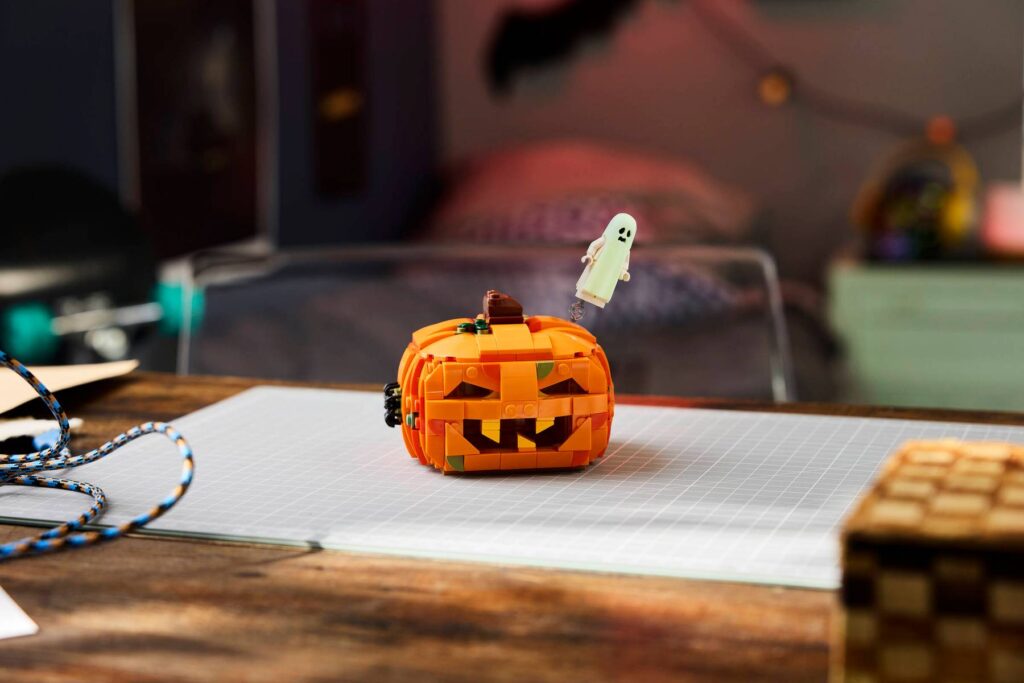 lego seasonal 40872 halloween pumpkin lantern (2)