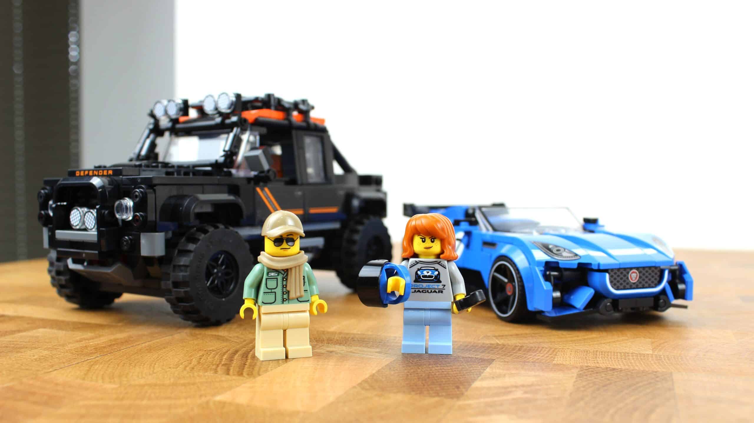 Review: LEGO Speed Champions 77264 Jaguar F-type Project 7 & Land Rover Defender Classic: ode aan de Engelse motorsport