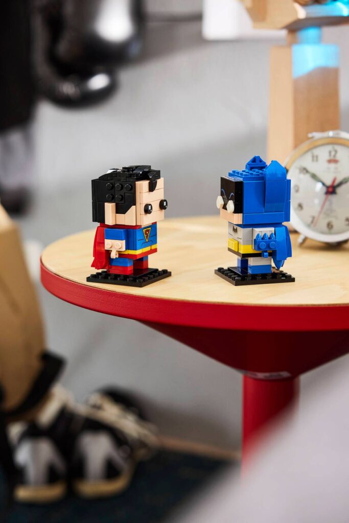 lego brickheadz 40859 golden age superman and batman figures (2)